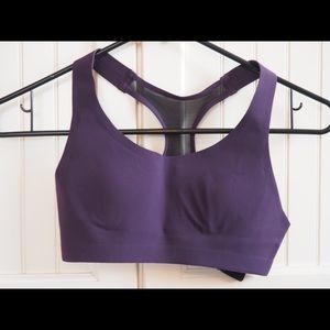 Lulu lemon sports bra